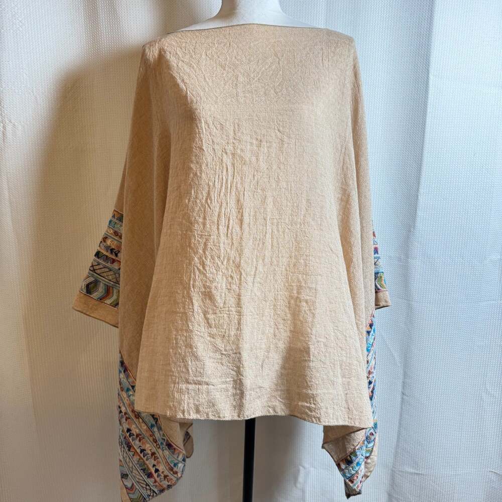 Embroidered Kimono Poncho Beige Top One Sz Flowy Boho Southwestern Aztec in EUC